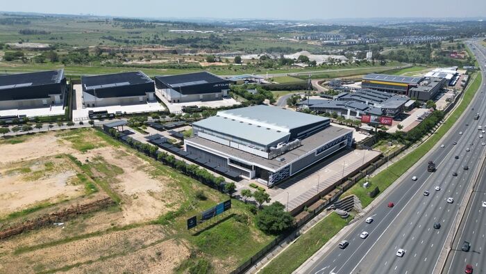 Office to let Waterfall Distribution Campus Waterfall