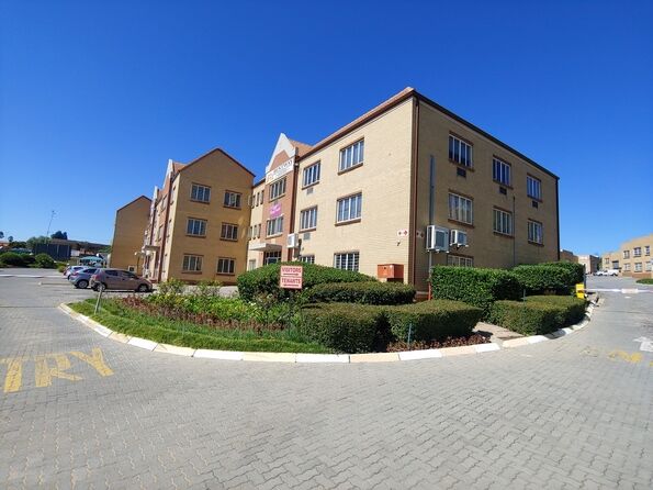 Commercial and Industrial Properties in Eastgate Extension, Johannesburg