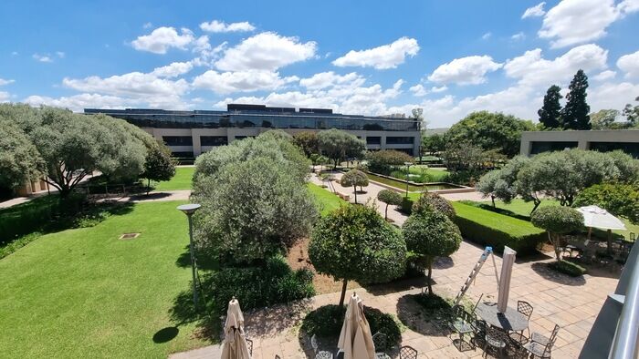 Commercial & Industrial Property in Bedfordview | To Let & For Sale