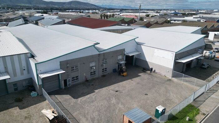Commercial & Industrial Property in Montague Gardens | To Let & For Sale