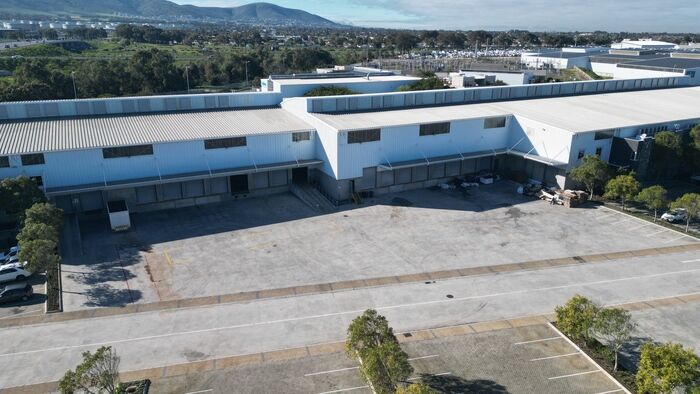 Commercial & Industrial Property in Montague Gardens | To Let & For Sale