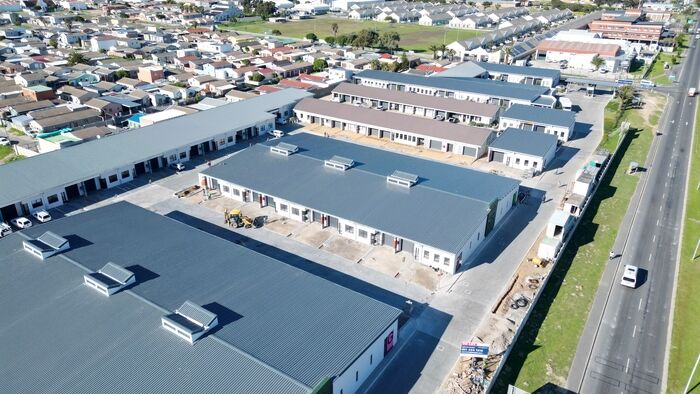 Commercial & Industrial Property in Montague Gardens | To Let & For Sale