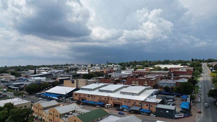 Industrial & Warehouse Space to Let in Strijdom Park, Randburg