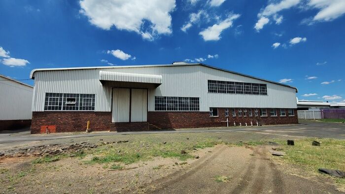 Industrial Property to Let in Chloorkop