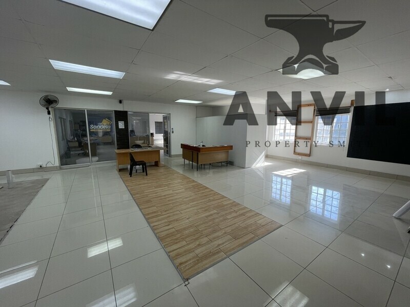 Victoria Park, 125 Old North Coast Rd - Shop 1 property image 5