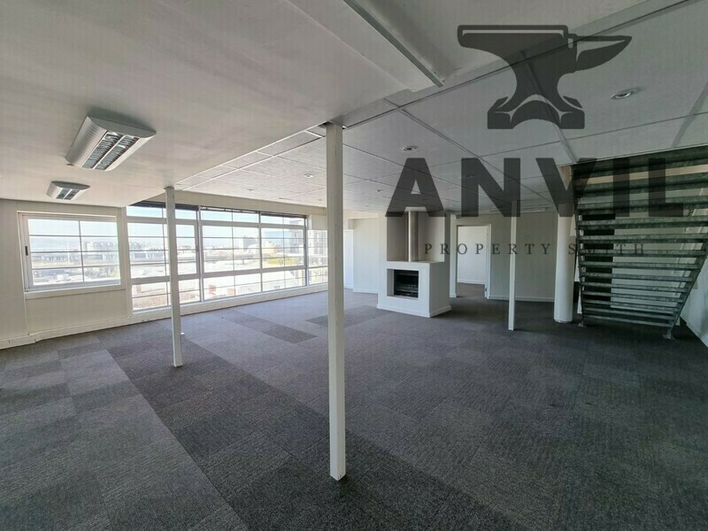 Sovereign Quays ,34 Somerset Road - Suite 317 property image 3