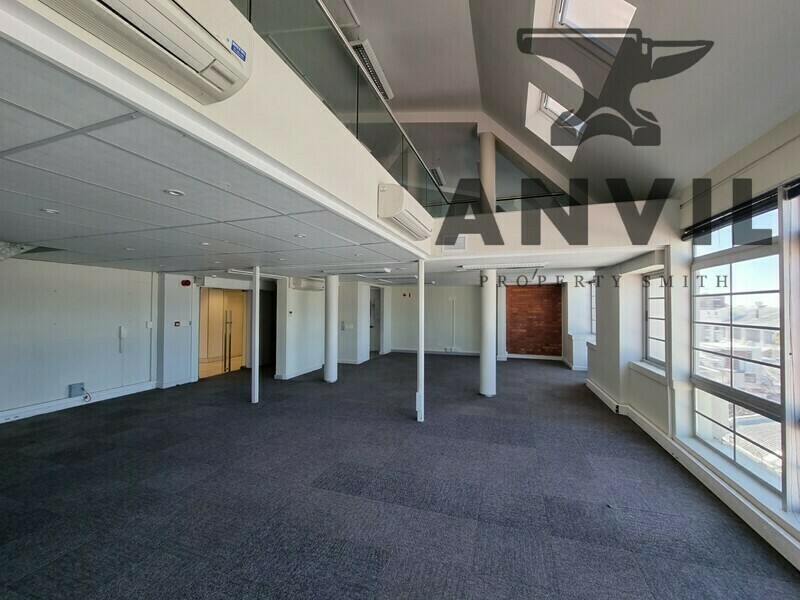 Sovereign Quays ,34 Somerset Road - Suite 317 property image 10