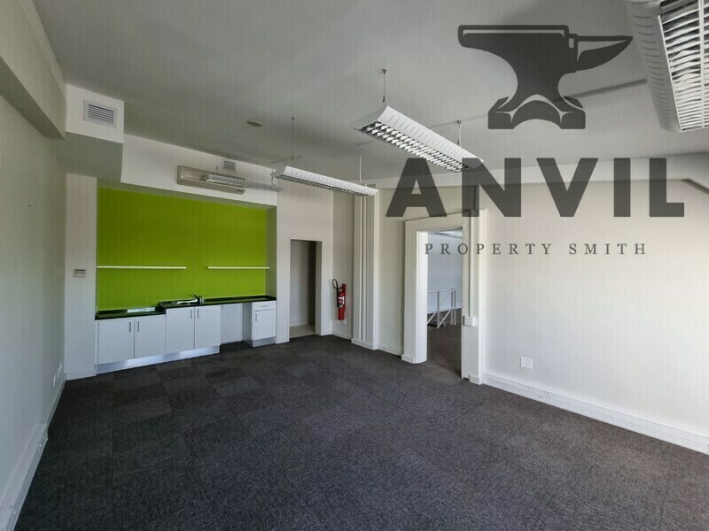 Sovereign Quays ,34 Somerset Road - Suite 317 property image 17