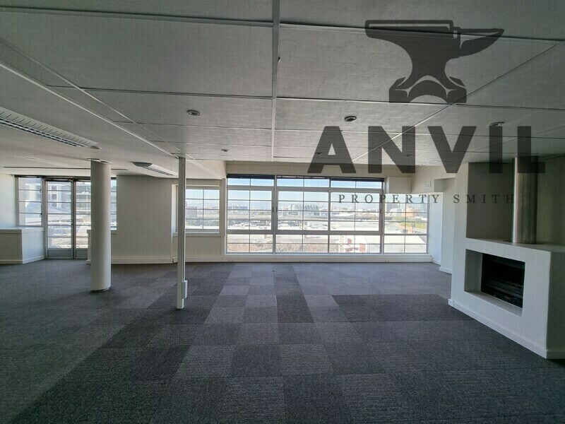 Sovereign Quays ,34 Somerset Road - Suite 317 property image 18