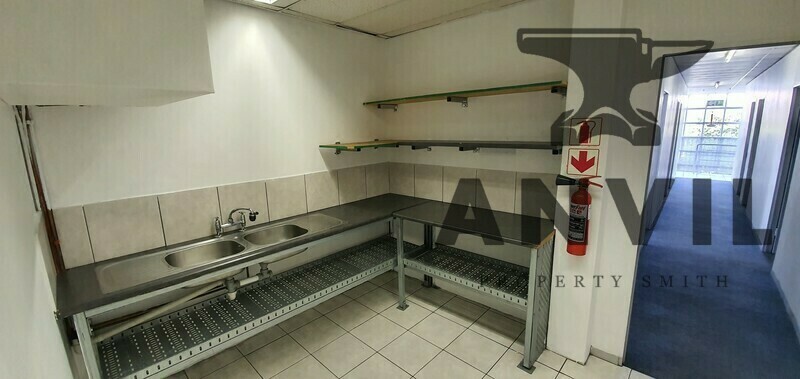 6 Thor Cir, Viking Park, Cape Town - Standalone Warehouse  property image 17