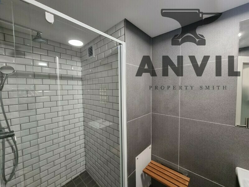 7 West Quay, Waterfront - 1st Floor Suite Foyer A property image 52