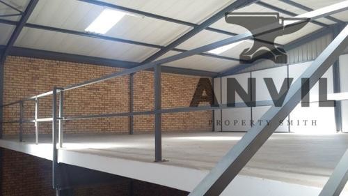 11 Jupiter, Crown Mines, Johannesburg - Unit 7 property image 4