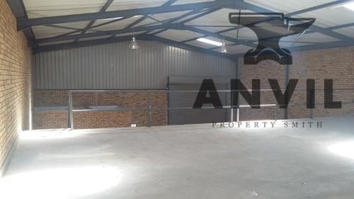 11 Jupiter, Crown Mines, Johannesburg - Unit 7 property image 5