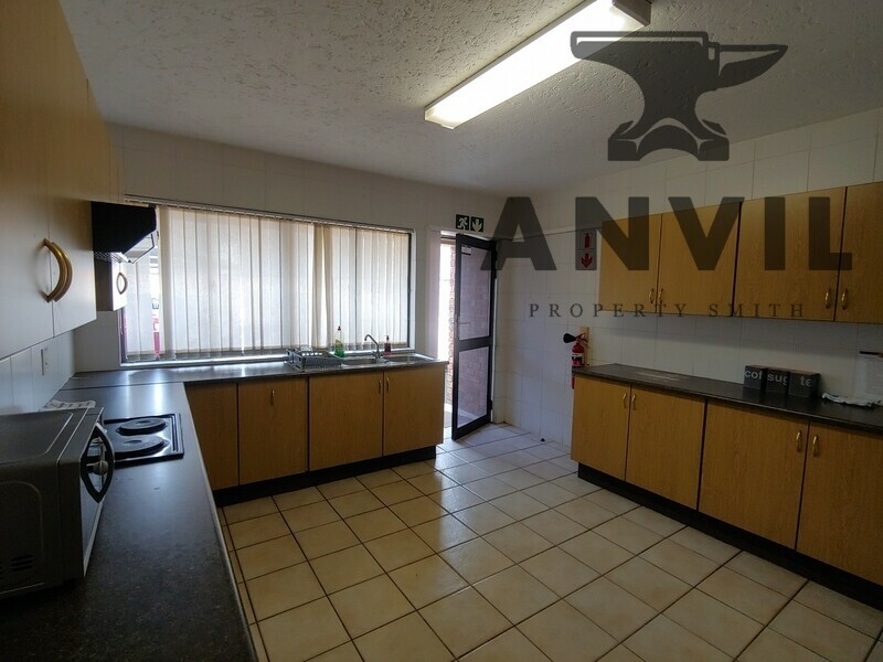 10-18 Dusseldorf Street, Apex, Benoni - Office Building property image 15