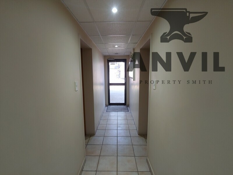 10-18 Dusseldorf Street, Apex, Benoni - Office Building property image 17