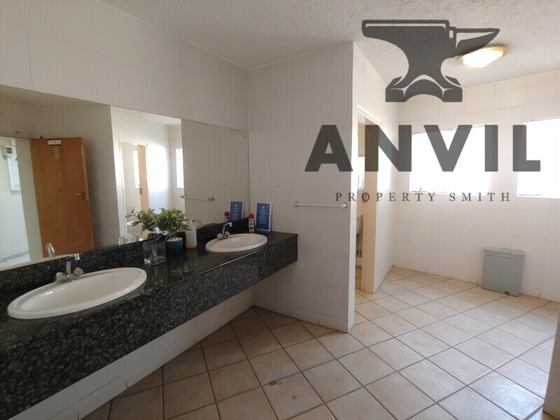 10-18 Dusseldorf Street, Apex, Benoni - Office Building property image 18