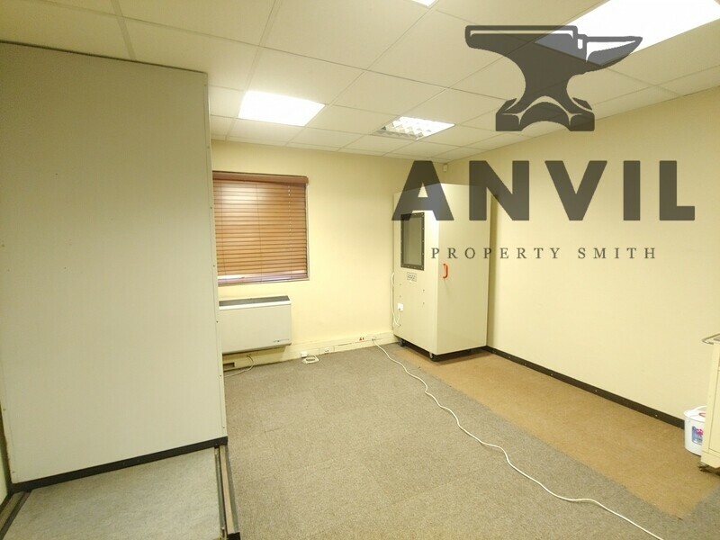 10-18 Dusseldorf Street, Apex, Benoni - Office Building property image 28