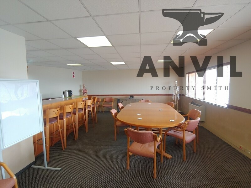 10-18 Dusseldorf Street, Apex, Benoni - Office Building property image 41