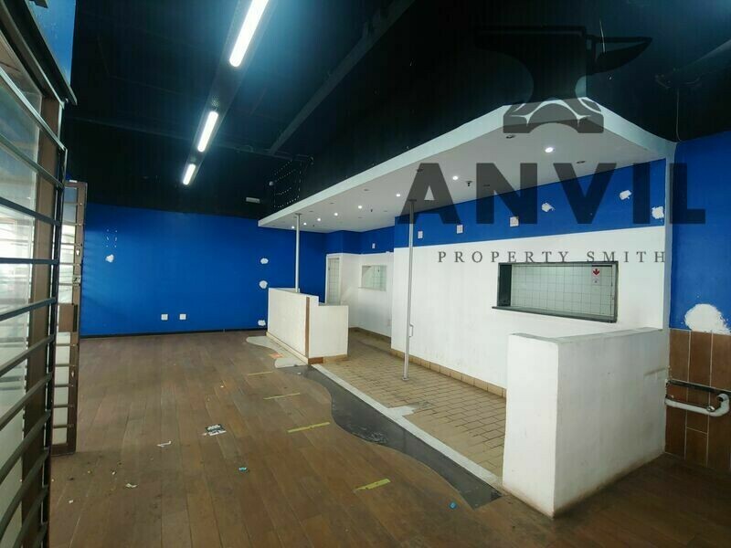 Pine Parkade - Shop 15 property image 16