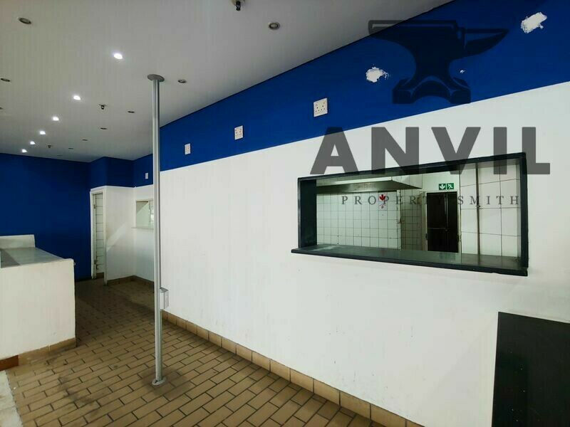 Pine Parkade - Shop 15 property image 12