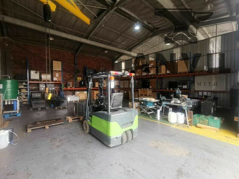 11 Nipper Road - Entire Building property image 6