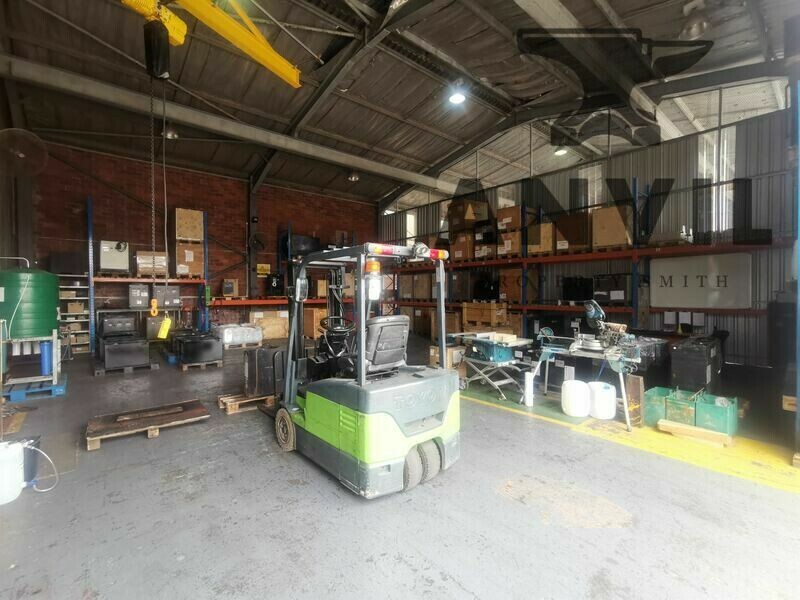 11 Nipper Road - Entire Building property image 7