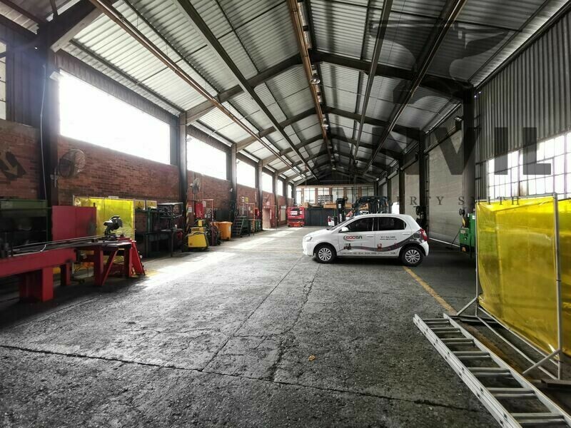 11 Nipper Road - Entire Building property image 12