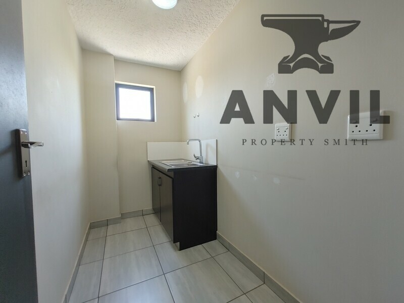 Jurg Business Park - Jurg Business Park - Unit 13 property image 10