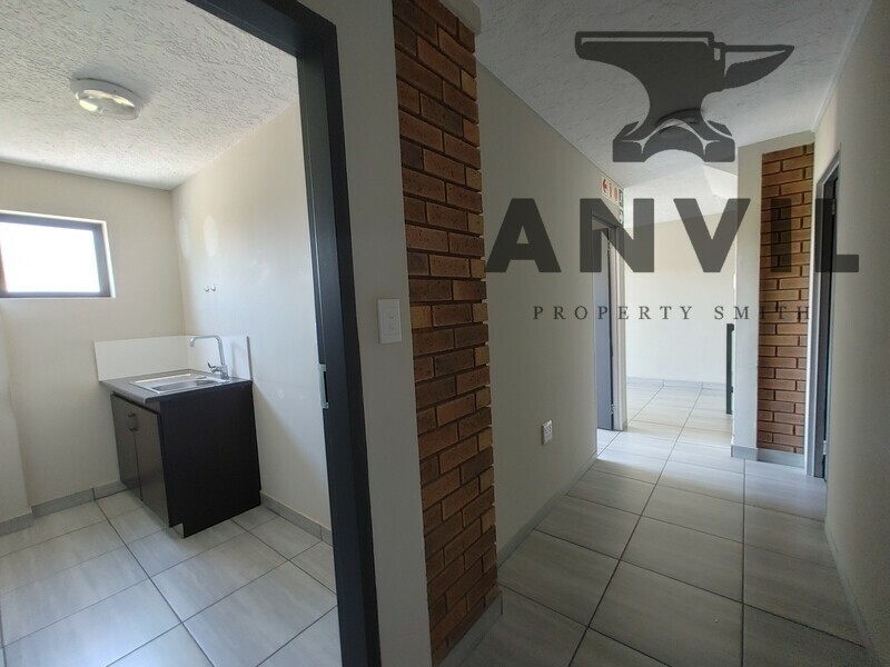 Jurg Business Park - Jurg Business Park - Unit 13 property image 9