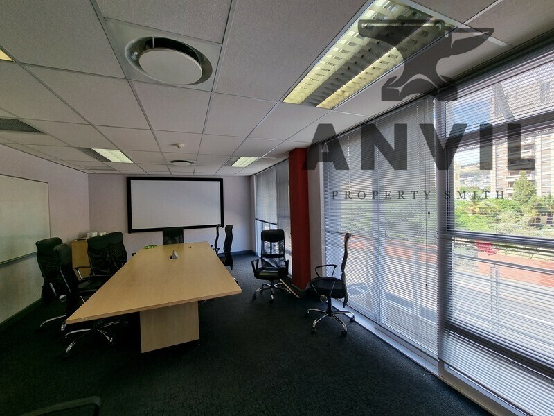 Granger Bay Court, 49 Beach Road, Mouille Point - 1st Floor Unit property image 3