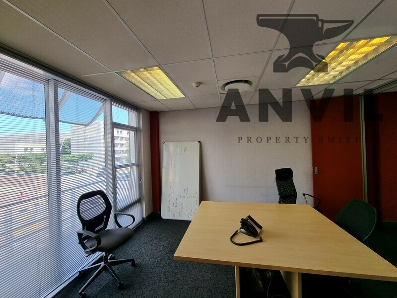 Granger Bay Court, 49 Beach Road, Mouille Point - 1st Floor Unit property image 4