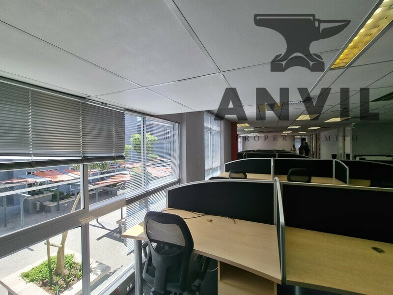 Granger Bay Court, 49 Beach Road, Mouille Point - 1st Floor Unit property image 7