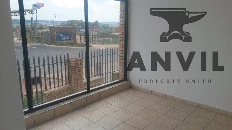 11 Jupiter, Crown Mines, Johannesburg - Unit 7 property image 2