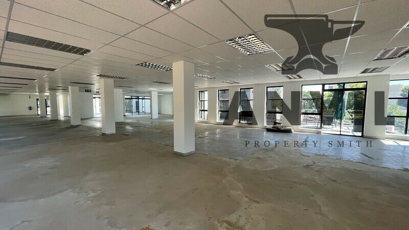 Albury Park, Hyde Park - SUT - Building 5 property image 10