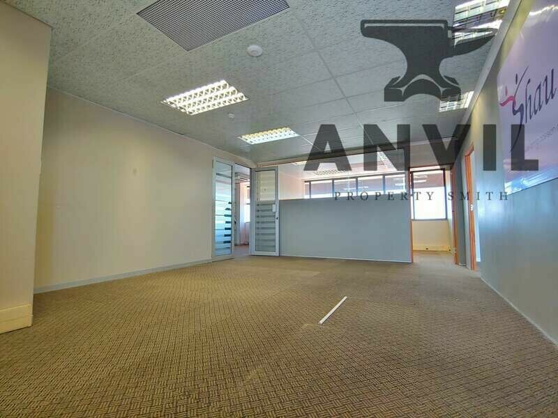 Horizon View Shopping Centre - Office 5002 property image 4