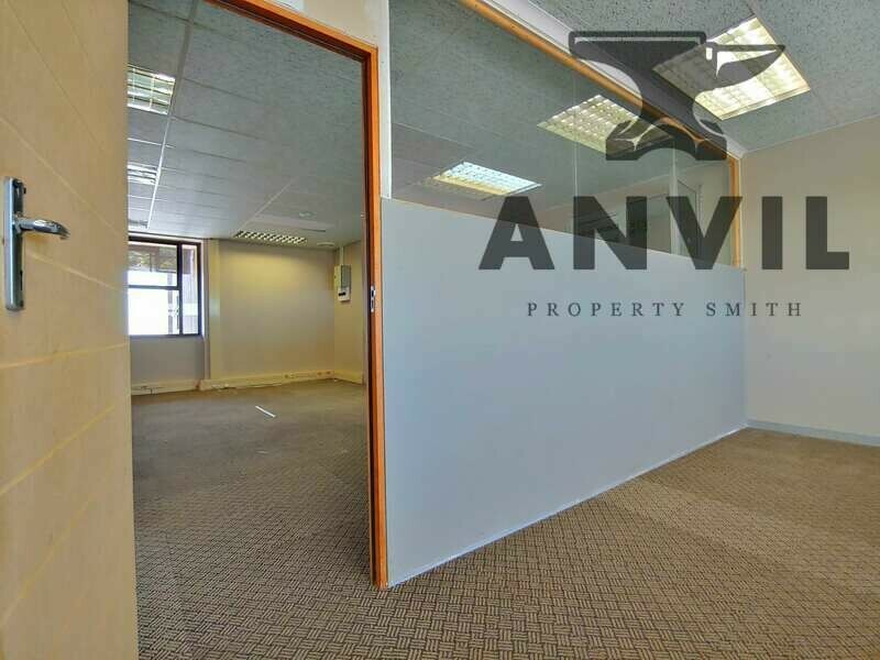 Horizon View Shopping Centre - Office 5002 property image 5