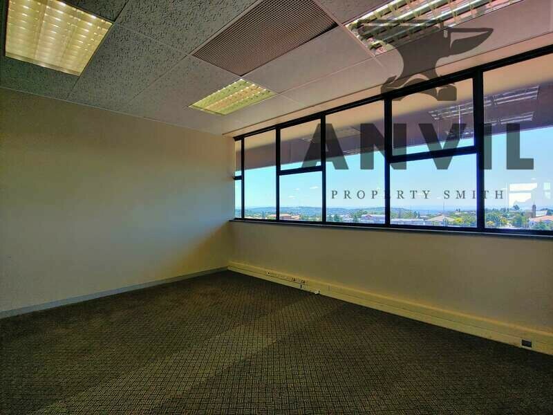 Horizon View Shopping Centre - Office 5002 property image 6