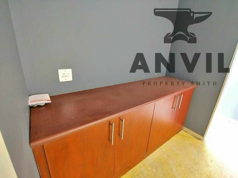 Horizon View Shopping Centre - Office 2001 property image 5