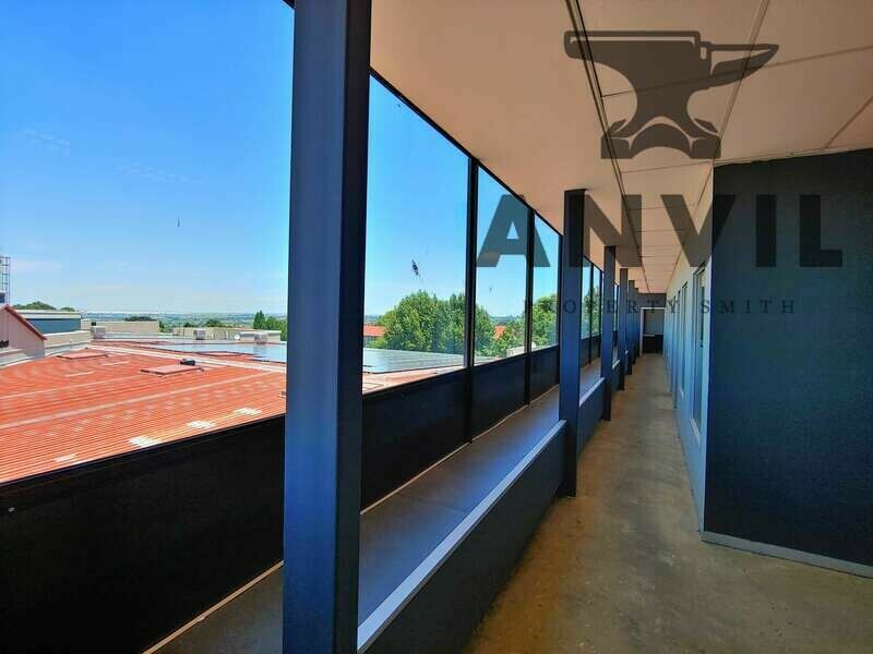 Horizon View Shopping Centre - Office 2001 property image 7