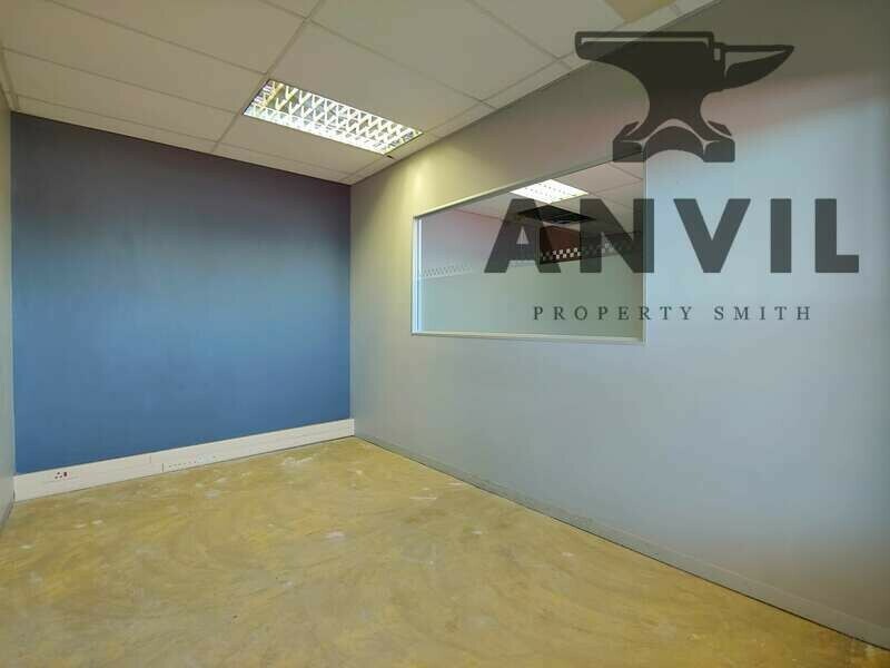 Horizon View Shopping Centre - Office 2001 property image 9