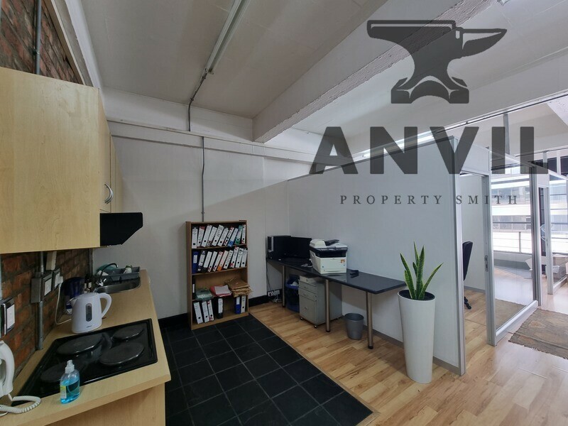 Loop Street Studios, 4 Loop Street - Unit 707 property image 3