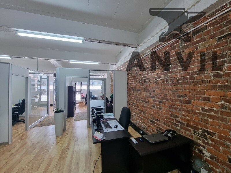 Loop Street Studios, 4 Loop Street - Unit 707 property image 5