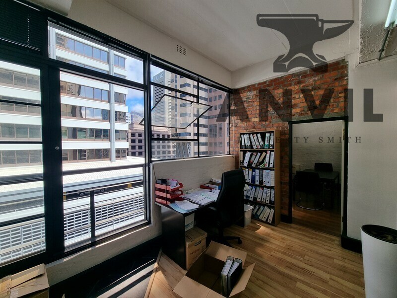 Loop Street Studios, 4 Loop Street - Unit 707 property image 8