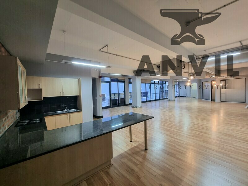 Loop Street Studios, 4 Loop Street - Floor 6 Unit 604 property image 3