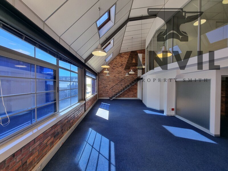 Sovereign Quays ,34 Somerset Road - Suite 322 property image 8