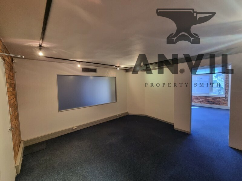 Sovereign Quays ,34 Somerset Road - Suite 322 property image 14