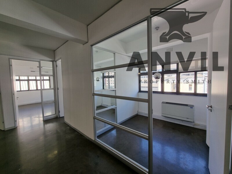 33 Bree & 30 Waterkant, Cape Town - 3rd Floor, 30 Waterkant property image 18