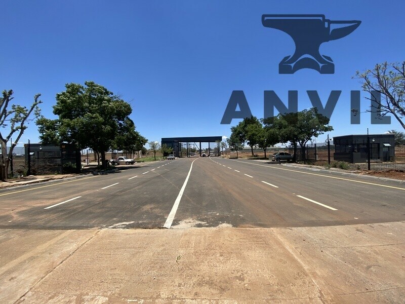 Equites Park Jet Park - Warehouse 4 property image 5