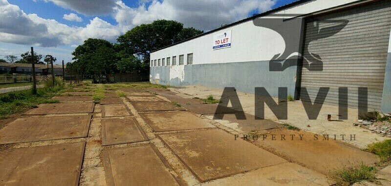 43 Bell Street - Functional warehouse for sale in Uitenhage property image 13