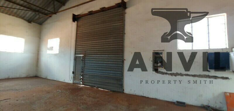 43 Bell Street - Functional warehouse for sale in Uitenhage property image 3